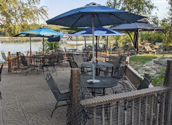 nebraska/eugene-t-mahoney-state-park/bar/heron-bay
