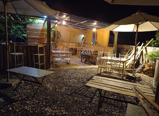 mauritius/poste-de-flacq/bar/neapolitana-pizzas