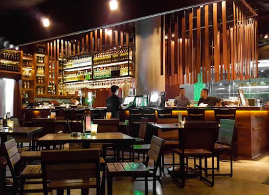indonesia/medan/bar/district-10-restaurant-bar