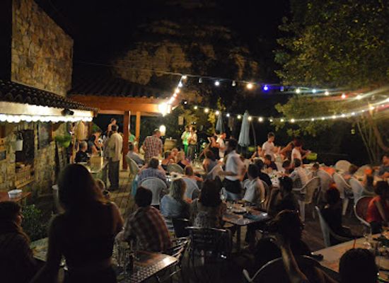 france/cévennes-national-park/bar/bar-restaurant-concert-les-cabanes-de-cornillon-ceven-aventure
