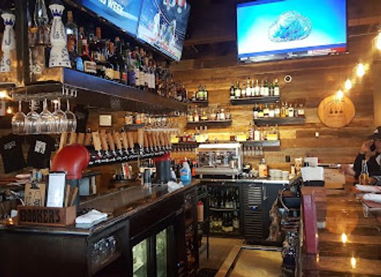 connecticut/southeastern-connecticut/bar/whiskey-barrel