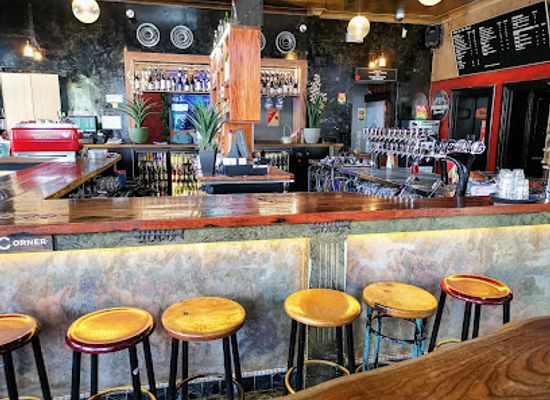 australia/central-west/bar/the-rose-hotel