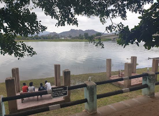 malawi/mangochi-lakeshore/bar/waterfront-bar-and-lodge