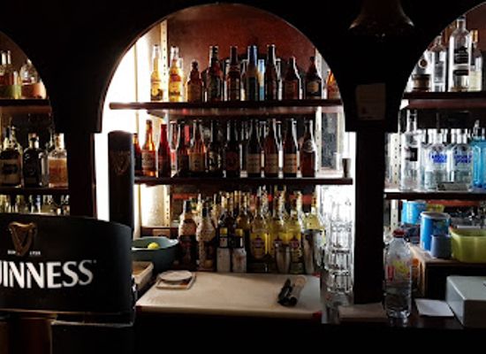 france/côte-de-granit-rose/bar/le-britannia-bar-a-bieres
