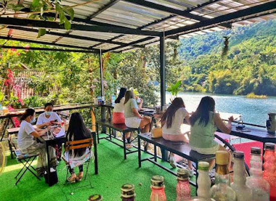 thailand/erawan-national-park/bar/chaaynam-cafe