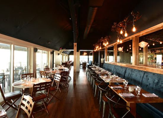 california/pismo-beach/bar/oyster-loft