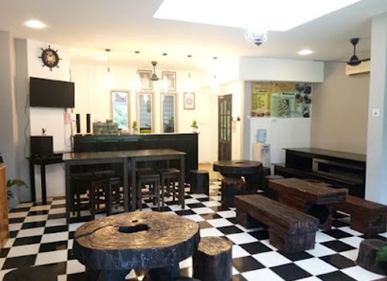 brunei/mukim-bangar/bar/mr-kitchen