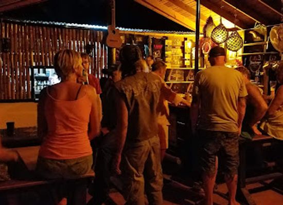 honduras/utila/bar/rhino-s-beer-garden-delicatessen
