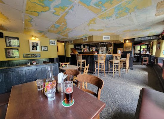 ireland/county-kerry/bar/blind-piper