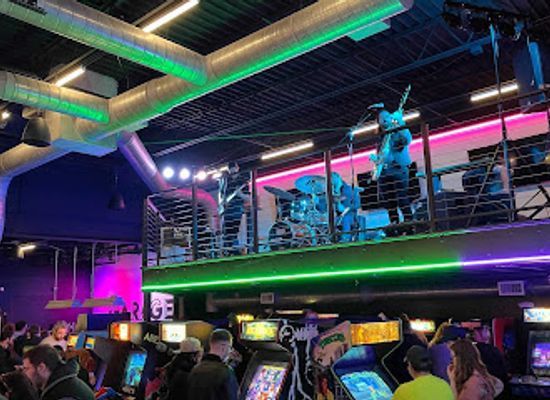 indiana/south-bend/bar/the-garage-arcade-bar
