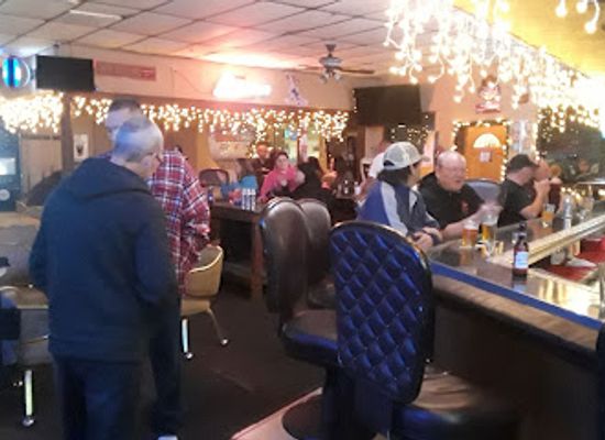 california/tracy/bar/spare-time-lounge