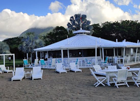 saint-kitts-and-nevis/nevis-lowlands/bar/chrishi-beach-club