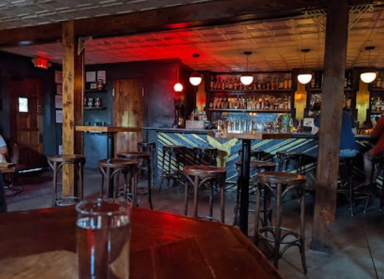 tennessee/nashville/east-nashville/bar/the-fox-bar-cocktail-club
