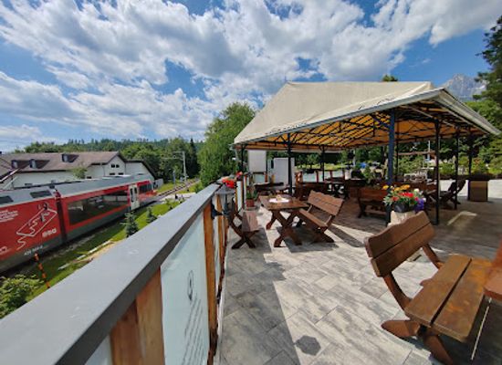 slovakia/tatranska-lomnica/bar/lokal-restaurant