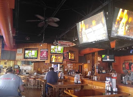alabama/oak-mountain-state-park/bar/hooters
