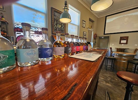 australia/riverland/bar/robbers-dog-distillery