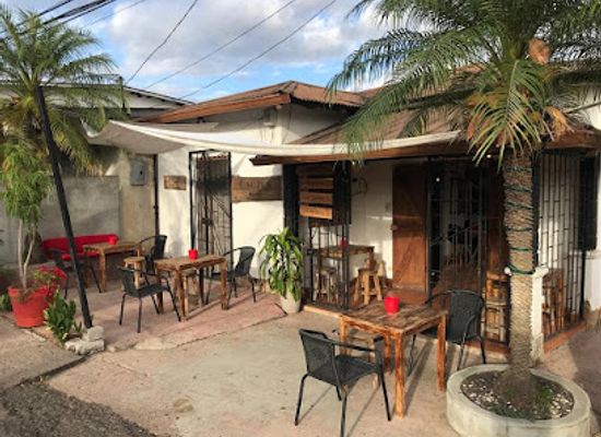 panama/veraguas/bar/le-cactus