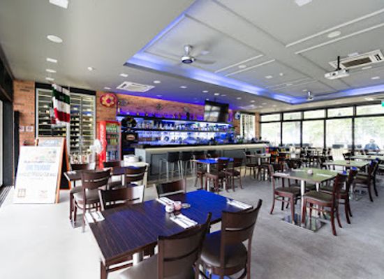 singapore/east-coast-park/bar/patro-s-sports-bar-restaurant