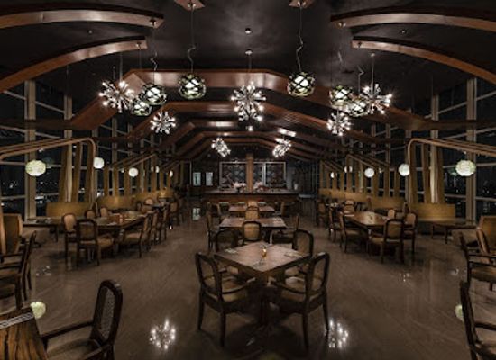 indonesia/south-sulawesi/bar/on20-bar-dining-sky-lounge