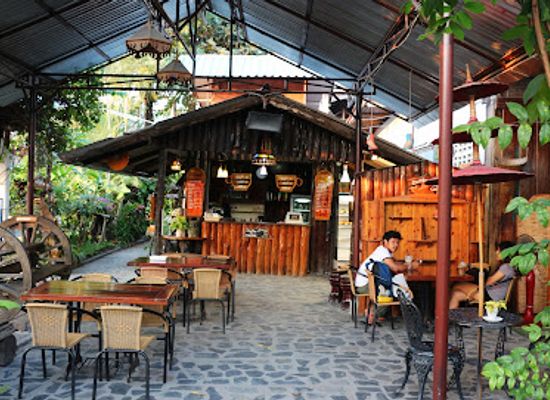 thailand/phu-kradueng/bar/jae-kim