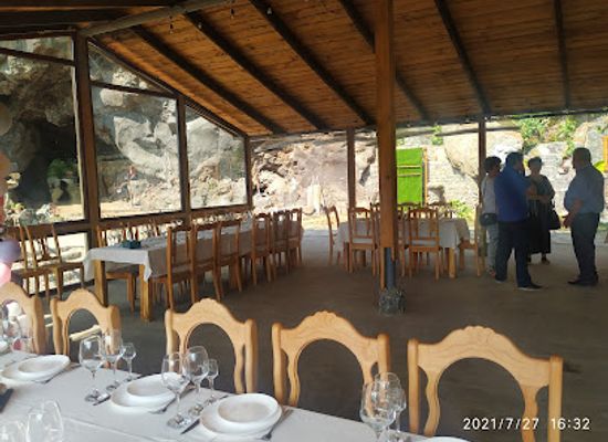 armenia/alaverdi/bar/mendz-er-cave