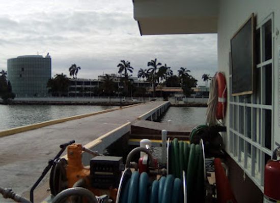 belize/belize-city/fort-george/bar/the-marina-at-fort-george-hotel-spa
