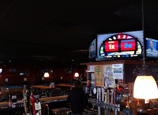 maryland/frederick/bar/belles-sports-bar-grill