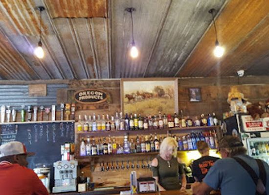 oregon/curry-county/bar/bigfoot-tavern