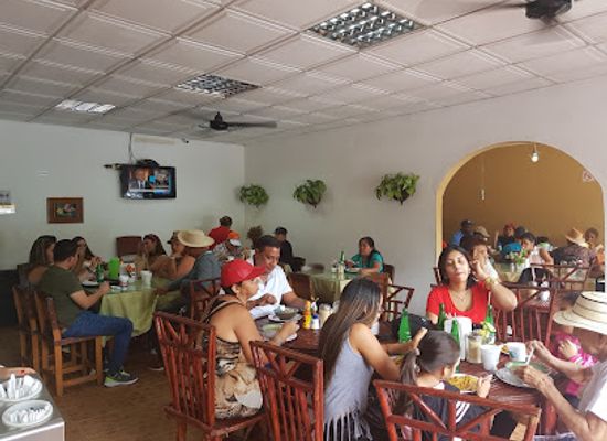 panama/el-valle-de-anton/bar/restaurante-dona-nella