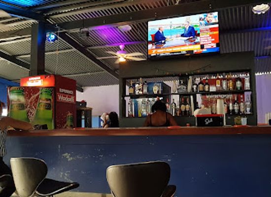 antigua-and-barbuda/saint-philip/bar/jr-s-spot-bar-and-grill