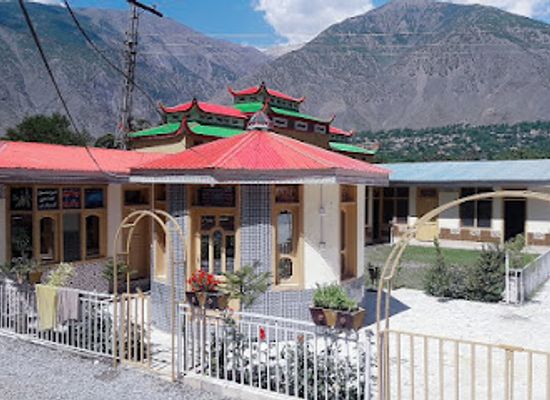 pakistan/chitral/bar/terichmir-heights-motel-and-resturant