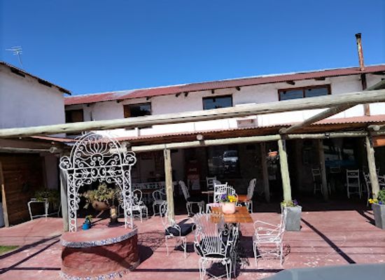 uruguay/colonia-del-sacramento/real-de-san-carlos/bar/los-dos-reales-restaurant-familiar