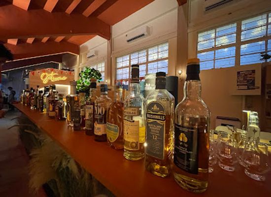 singapore/geylang/bar/get-some-guillemard
