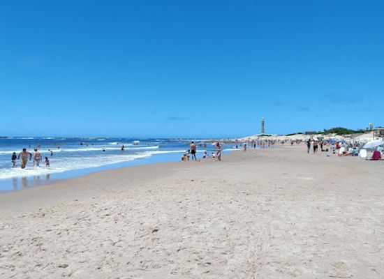 uruguay/jose-ignacio/bar/francisca-campamento-del-fuego