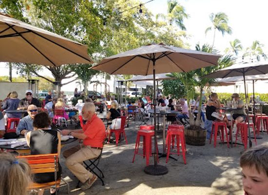 florida/naples-beach/bar/nonna-s-garden