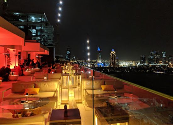 united-arab-emirates/arabian-gulf-coast/bar/the-penthouse-dubai-rooftop-lounge-nightclub-at-five-palm-jumeirah