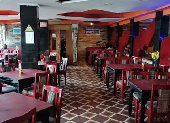 india/darjeeling/bar/simla-bar-restaurant-best-party-place