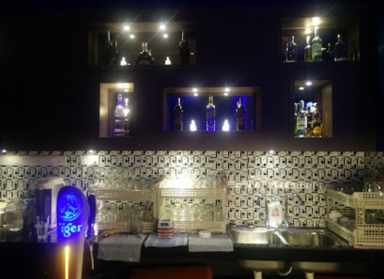 malaysia/sarawak/bar/blue-storm-music-cafe-pub