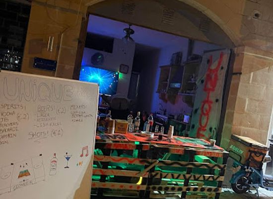 malta/northern-region/bar/unique-bar