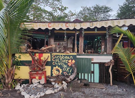 dominica/indian-river/bar/caribbean-culture-club-tiki-bar