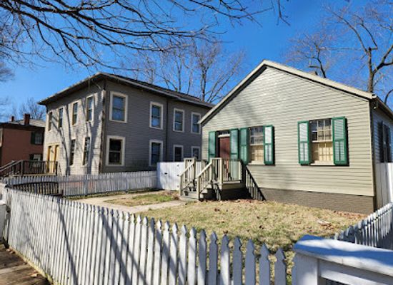 illinois/lincoln-home-national-historic-site/bar/allen-miller-house