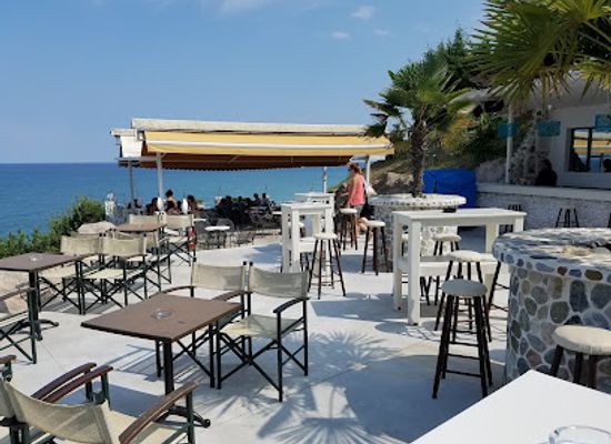 greece/macedonia/bar/akrotiri-beach-bar