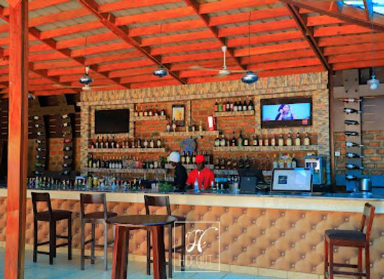 uganda/busoga/bar/hideout-lounge