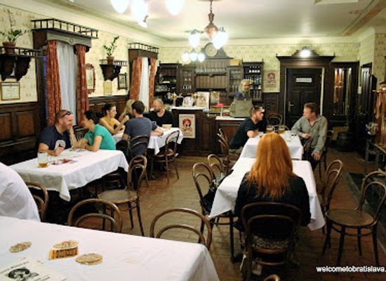 slovakia/hont/bar/muzejny-hostinec-rock-v-muzeu-koncerty-bratislava