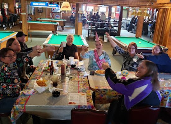 idaho/silver-valley/bar/the-falls-club