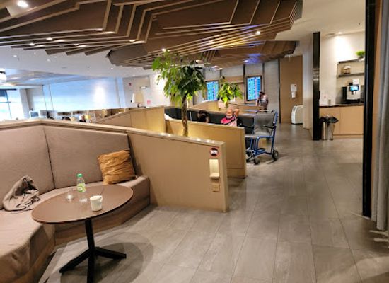 singapore/changi/bar/plaza-premium-lounge-singapore-international-departures-terminal-1