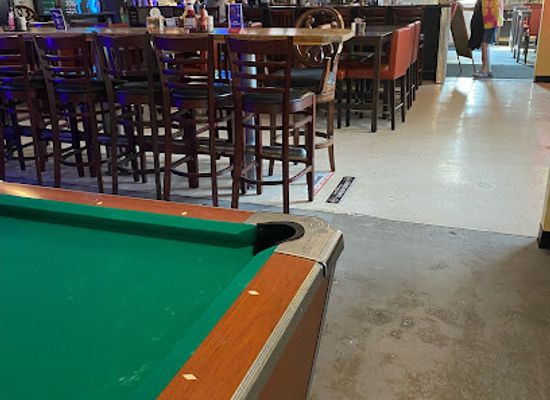 indiana/east-central-indiana/bar/one-more-lounge