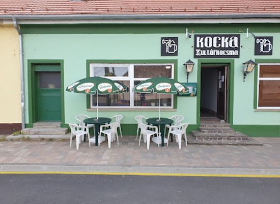 hungary/western-transdanubia/bar/kocka-kulturkocsma