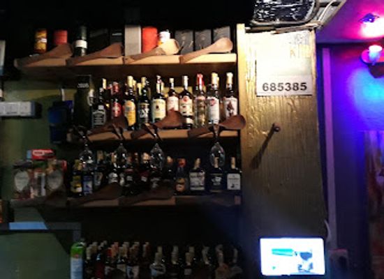 kenya/naivasha/bar/lips-lounge