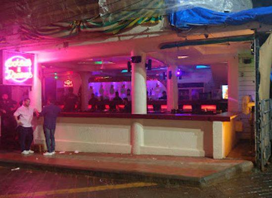 india/goa/baga/bar/cocktails-dreams
